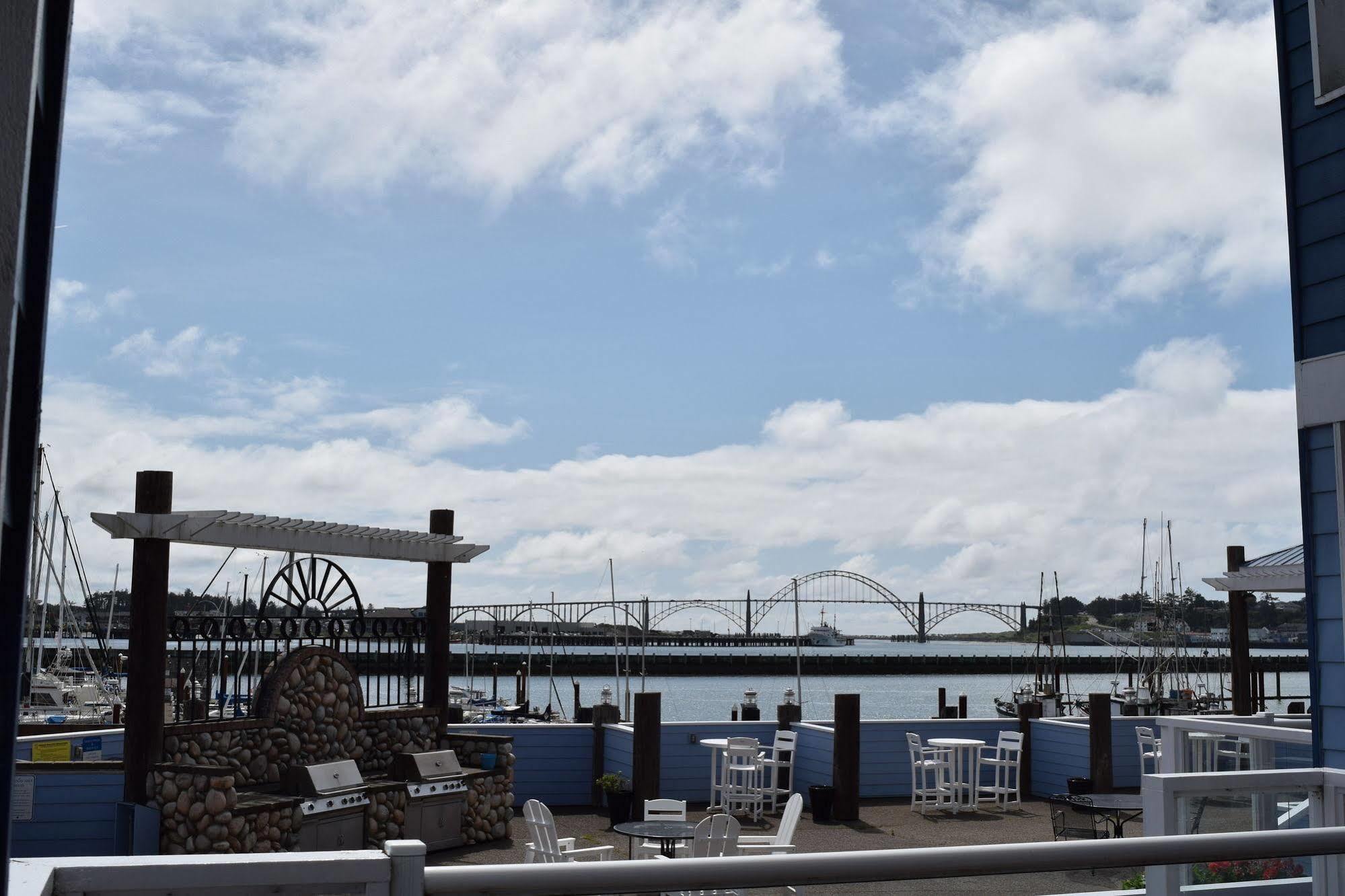 The Landing At Newport Condominium Hotel ภายนอก รูปภาพ